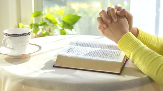 基督徒為與室友和睦相處禱告